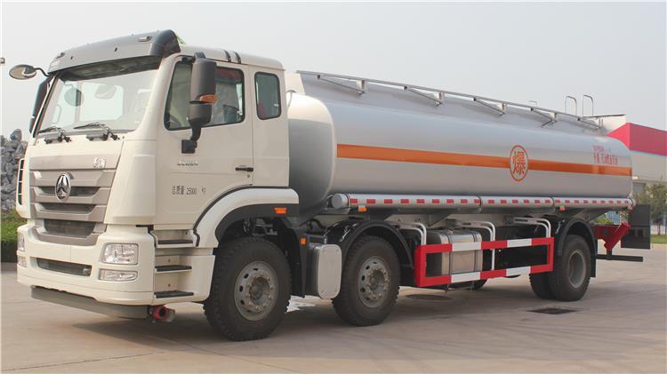 Howo 420 Mini Diesel Fuel Milk Tankers Truck for Sale in Ghana Tamale