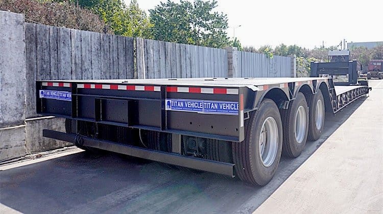 China 120 Ton Detachable Gooseneck Trailers for Sale in Ghana Tamale