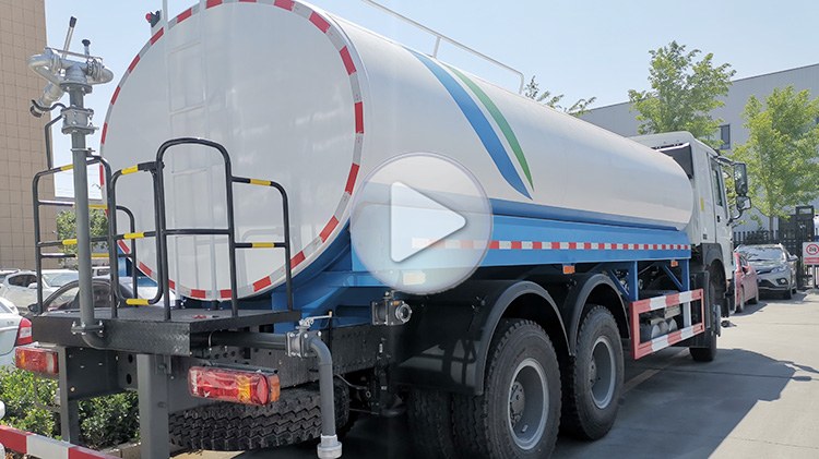 Howo Water Tank Truck for Sale | Sinotruk Water Tanker with Sprinkler 6x4 20CBM