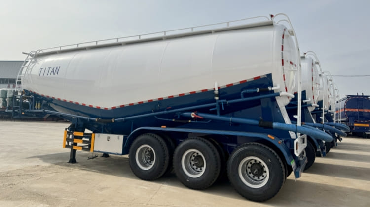 3 Axle 50 Ton Cement Bulker Truck Price for Sale In Ghana Accra